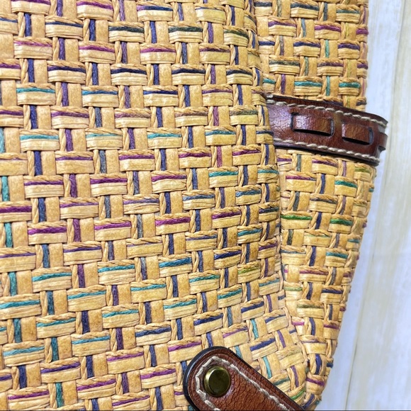 Fossil Woven Wood Handle Leather Detailed Hand Bag w/ Multi Color InnerWoven - Picture 12 of 17